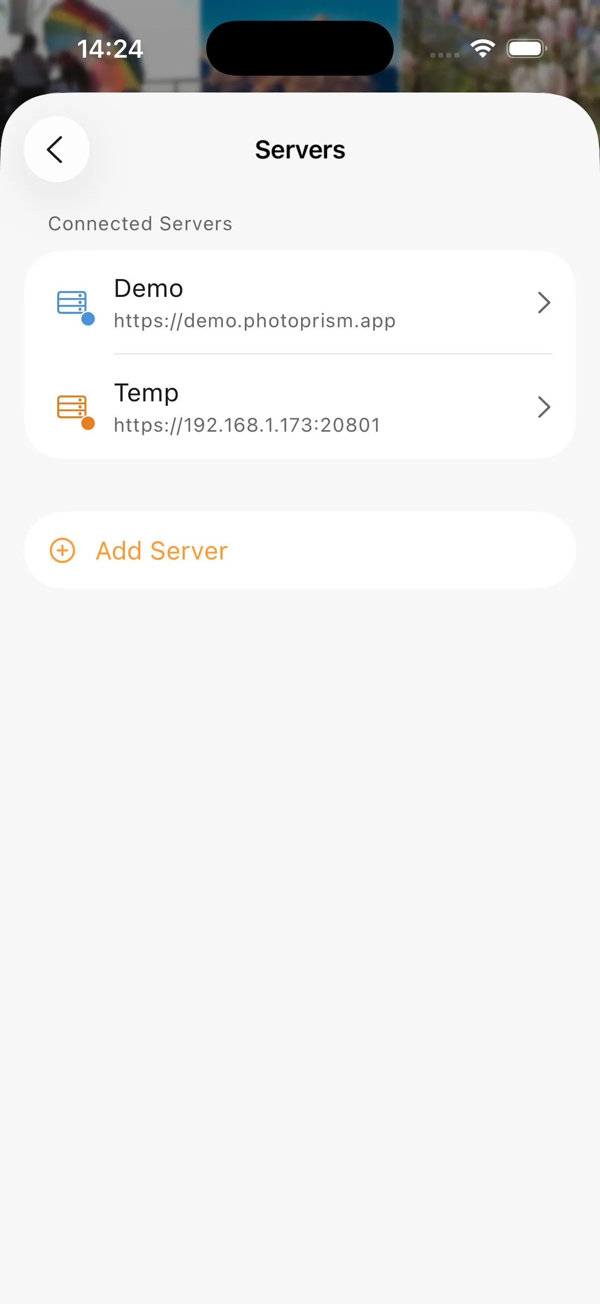 Prismic – manage multiple PhotoPrism servers from one iOS app